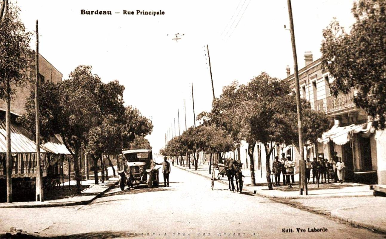1494- Burdeau - Rue principale.jpg